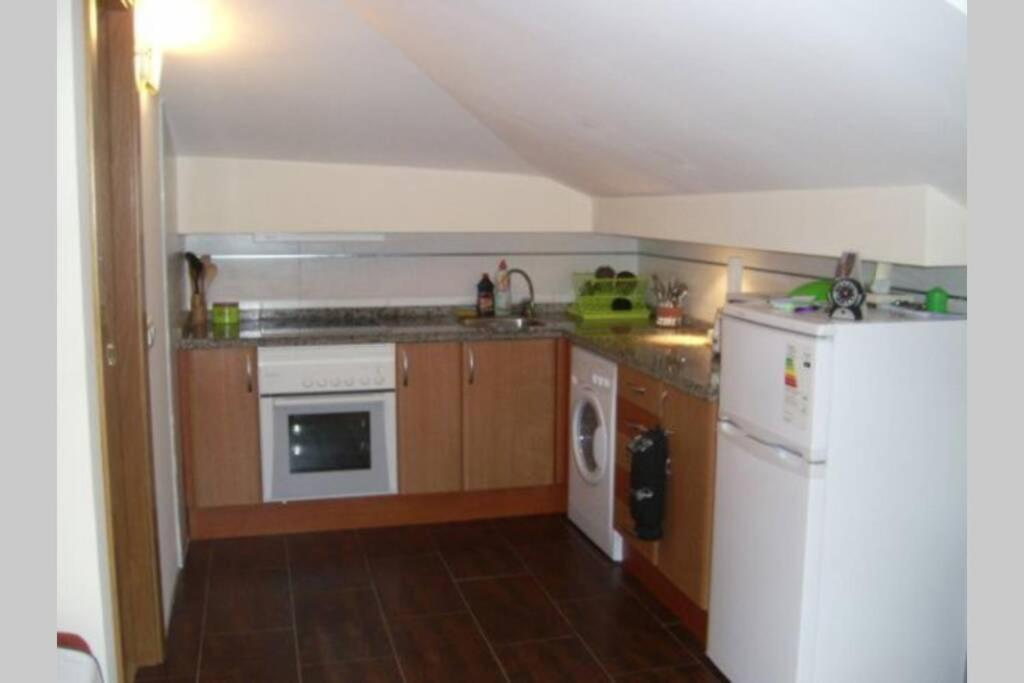 Apartamentosarturo Llanes Laplaza Atico Centrico ภายนอก รูปภาพ